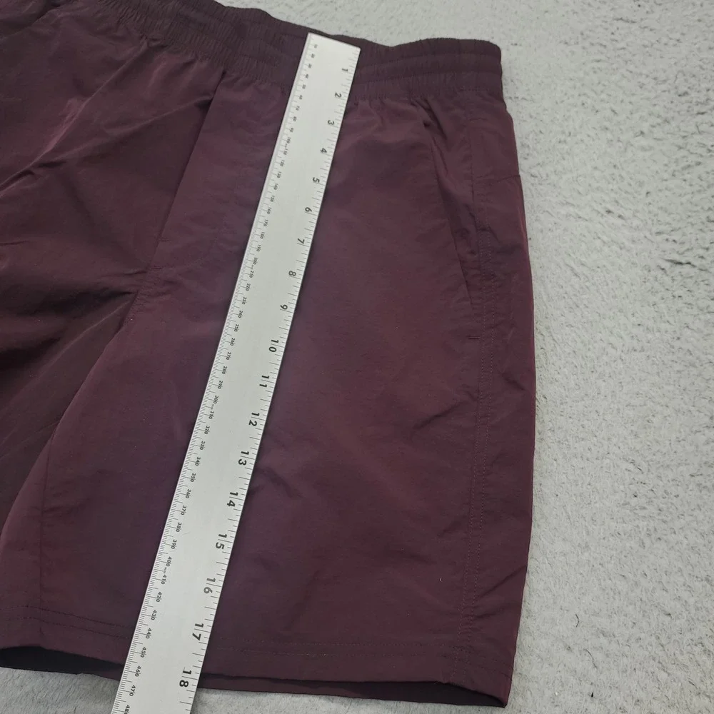 VRST All-In Unlined Shorts Mens Medium Burgundy Comfort Water Repellent UPF 50+‎